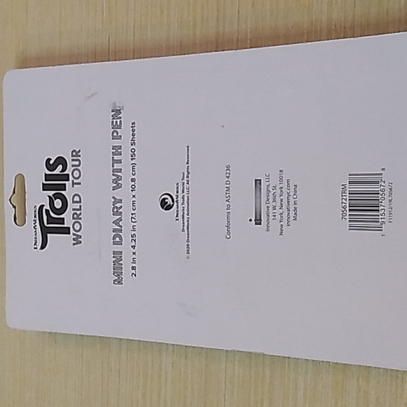 Trolls World Tour Mini Diary with Pen 2.8 x 4.25 inches 150 sheets - Picture 2 of 5